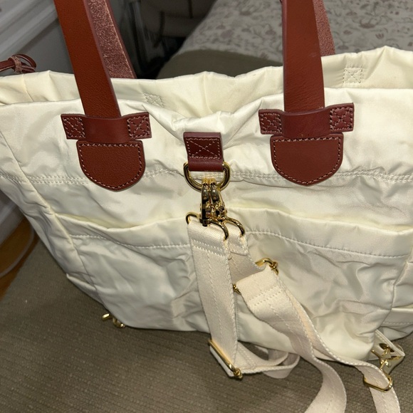 Mark & Graham diaper backpack - Picture 6 of 10